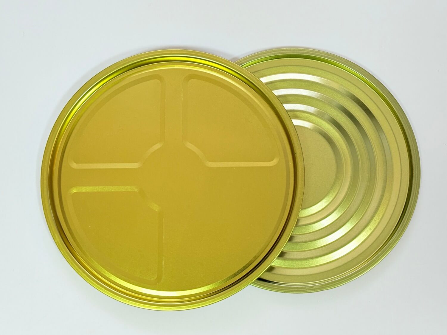 Tight-head pail lids