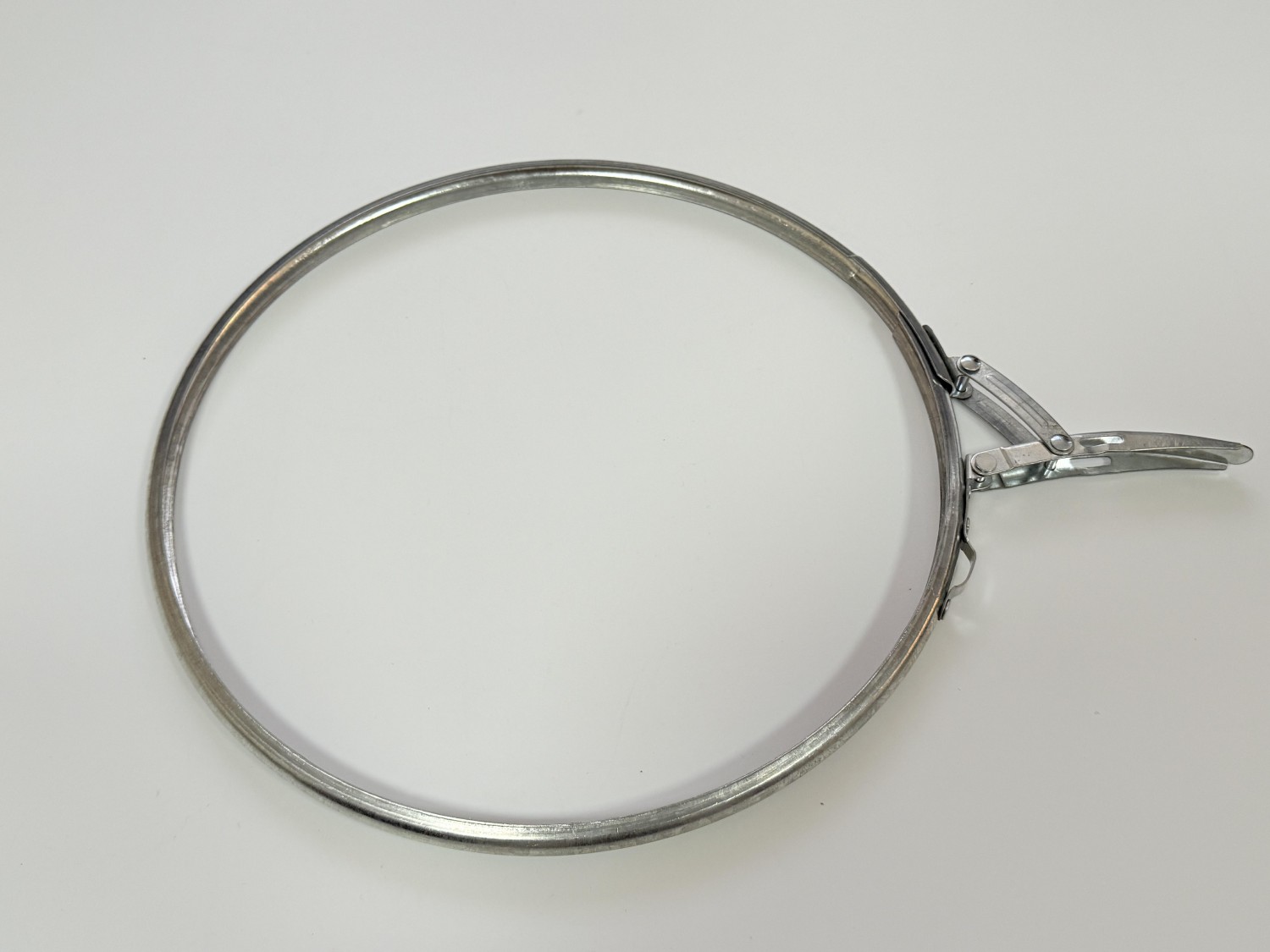 Hoop ring display1